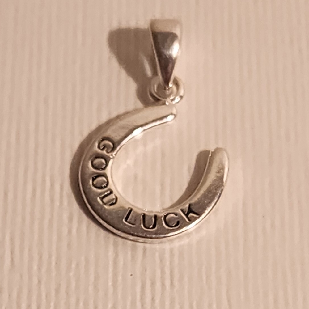 Sterling Silver Good Luck Horseshoe Pendant. See pictures for measurements.